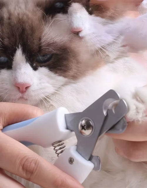 Load image into Gallery viewer, Professional Pet Nail Clipper Stainless Steel Dog Cat Nail Trimmer Labor-Saving Nail Clipper Convenient Dog Grooming Supplies
