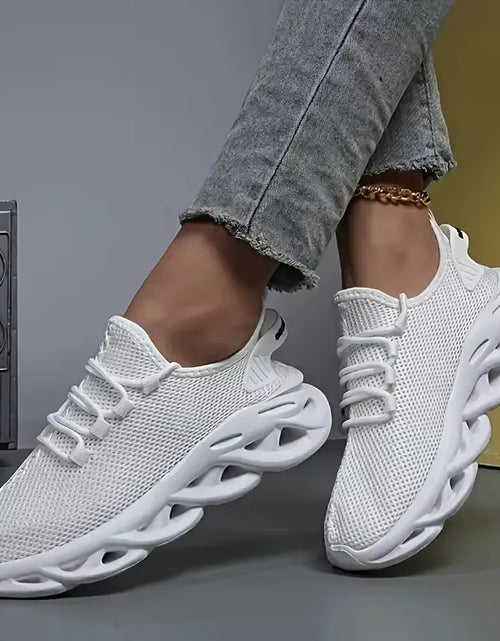 Load image into Gallery viewer, Men Casual Sport Shoes Breathable Lightweight Sneakers Outdoor Mesh Black Running Shoes Athletic Jogging Tenis Walking Shoes
